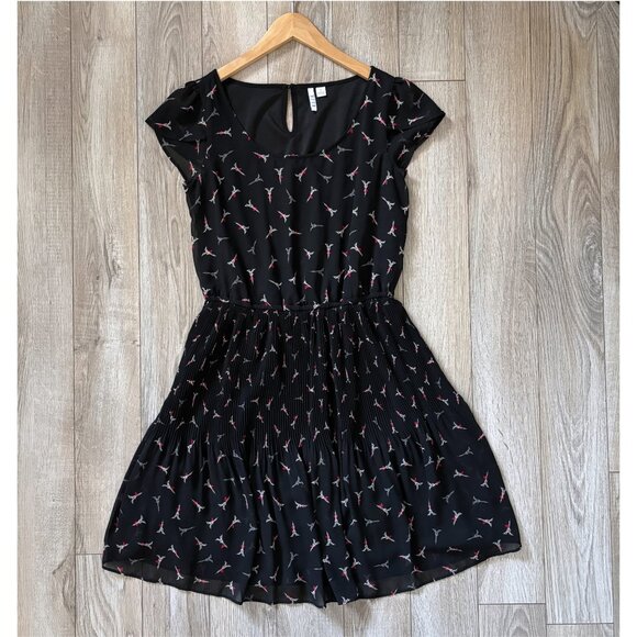 Elle Eiffel Tower Heart Print Black Pleated Mini Dress Womens Small Paris Retro - Picture 10 of 15